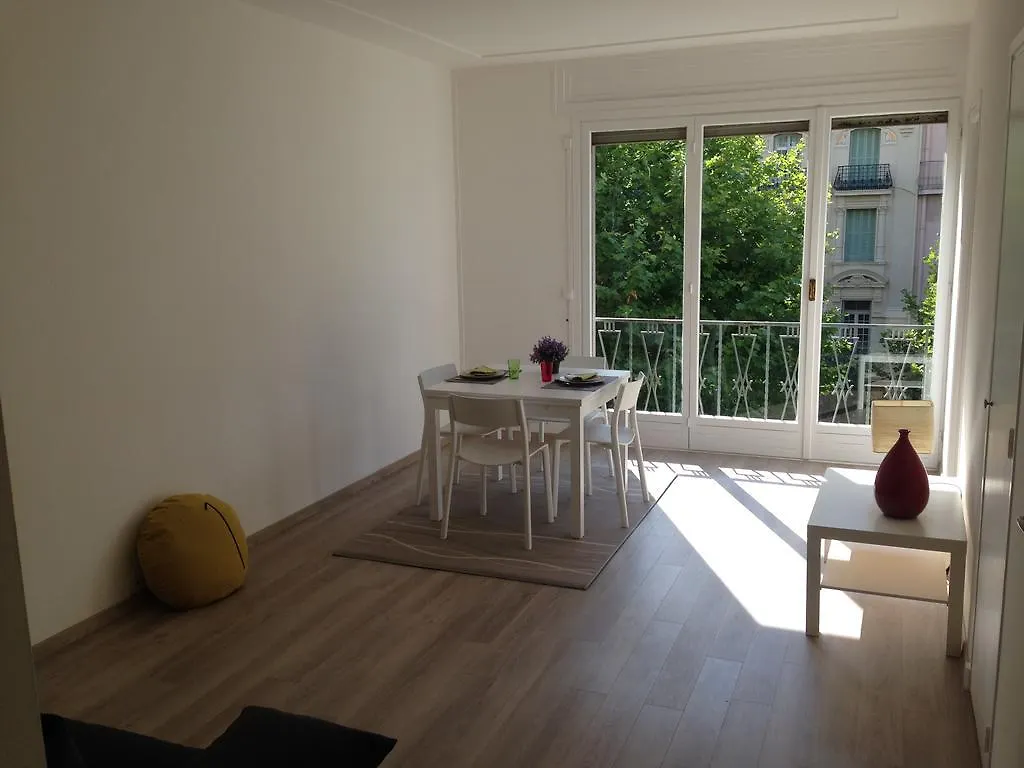 Bel Appartement De Gill Centre Ville Nice